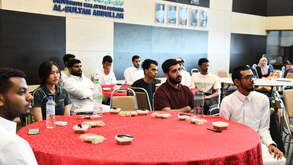 12 pelajar antarabangsa teruja masuk UMPSA, program Mentor Antarabangsa bimbing pelajar baharu