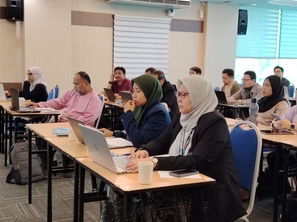 20 pensyarah UMPSA sertai Latihan Pensijilan ESG kukuhkan Agenda Kelestarian Universiti