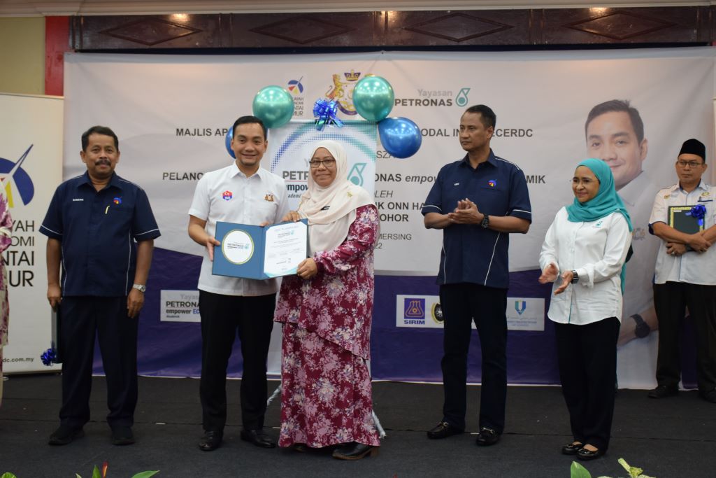 200 pelajar calon SPM terima manfaat program Yayasan PETRONAS empower ECER Akademik 