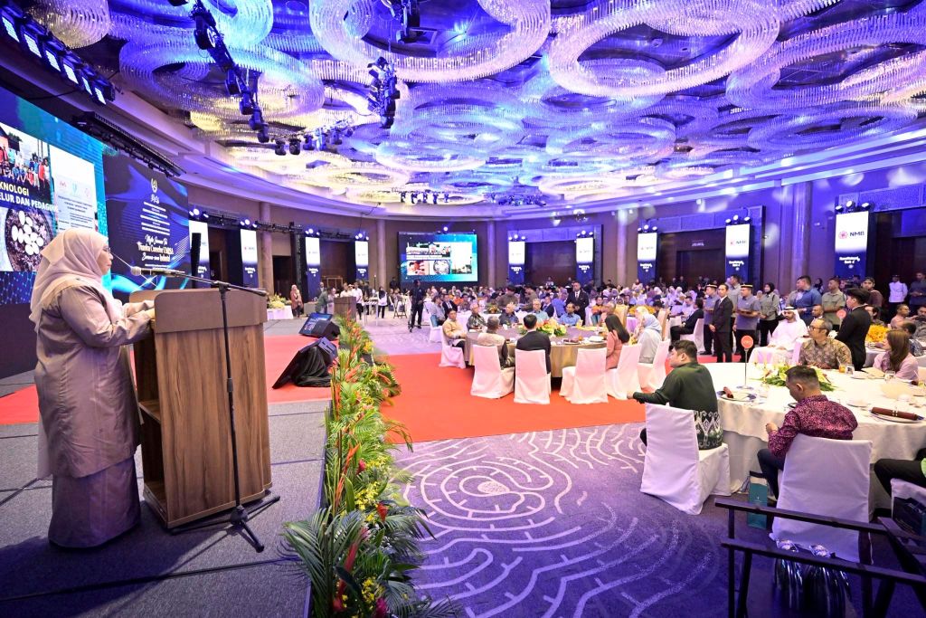 Alumni UMPSA sumbang endowmen bagi program Lean Six Sigma Green Belt