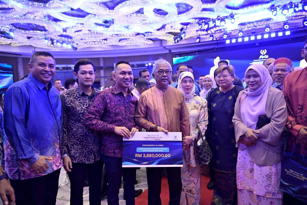 Alumni UMPSA sumbang endowmen bagi program Lean Six Sigma Green Belt