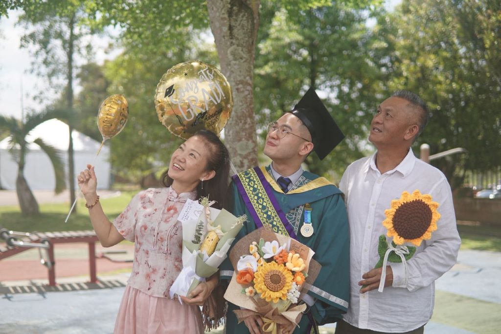 Anugerah Kecemerlangan Malakoff Corporation Berhad bukti kecemerlangan inovasi dan ketekunan Lim Wei Jie