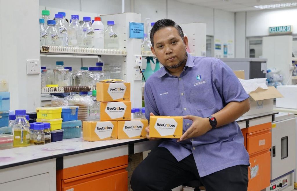 BeeCrobes hasil penyelidik UMPSA temui potensi madu kelulut sebagai sumber probiotik semula jadi