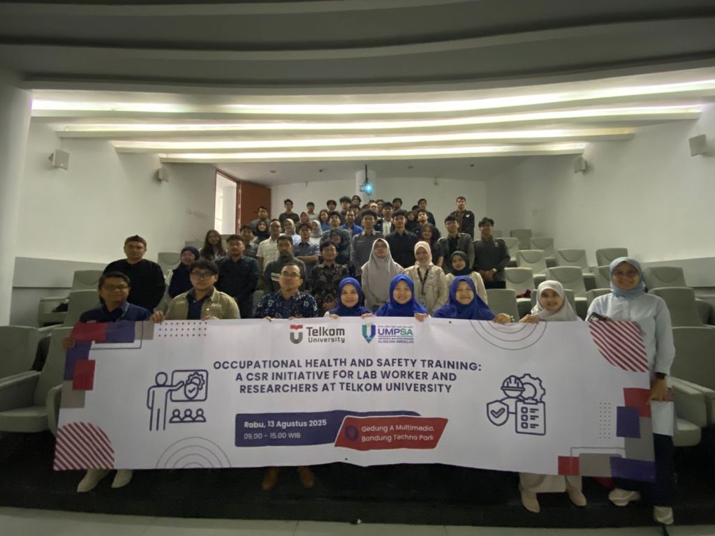 CSR Program-Occupational Health and Safety (K3) awareness among Laboratory Workers and Researchers at the School of Engineering, Telkom University