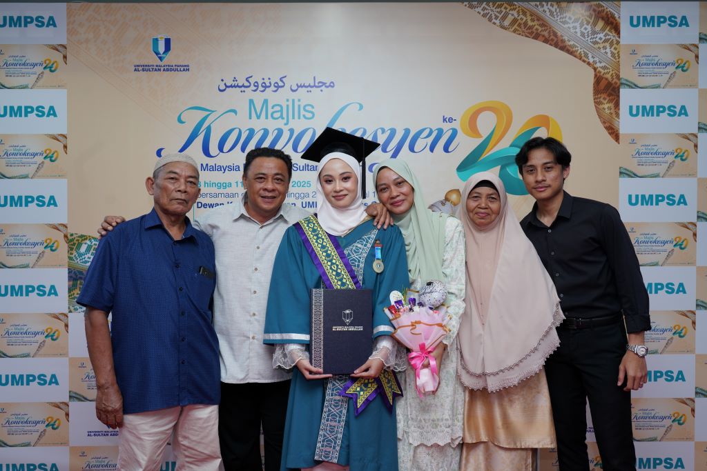 Dari baking kepada pembinaan, Nurin Syauqina terima Anugerah Srikandi Matahari