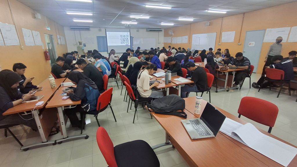 EASY jayakan QUAKEDRILL@FTKA latihan kecemasan gempa bumi pertama di FTKA UMPSA