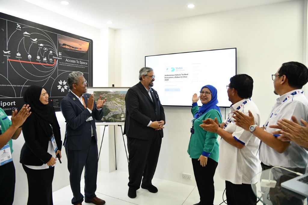Ekosistem Sistem Autonomi (Autonomous System) UMPSA kini di pentas antarabangsa