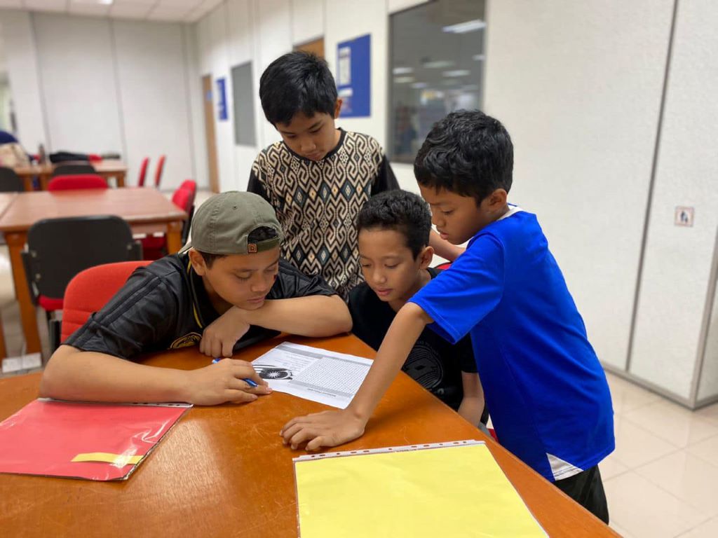 Program Profesor Turun Padang: Merdeka Scavenger Hunt pupuk semangat cinta negara dan berbahasa Inggeris melalui gamifikasi