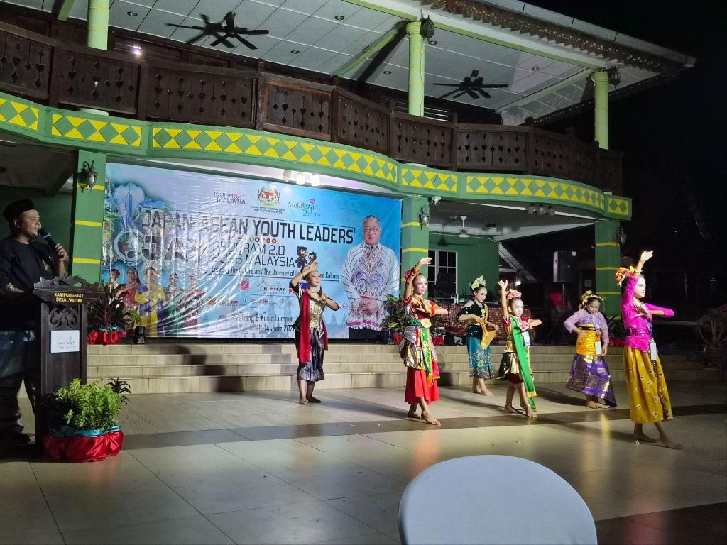 JAY 2.0 himpunkan belia Jepun-ASEAN dan UMPSA@FK perkukuh jaringan antarabangsa