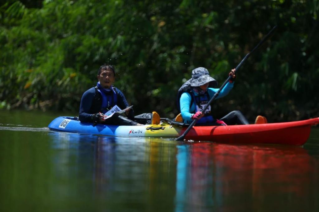 Cabaran 8 jam: Warga UMPSA harungi 'Kayak Orienteering' di Tasik Raban Lenggong