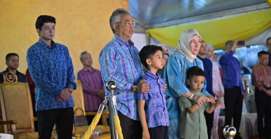 UMPSA Decorated Car with a technology concept is the focus of 2024 Pahang People’s Carnival Night