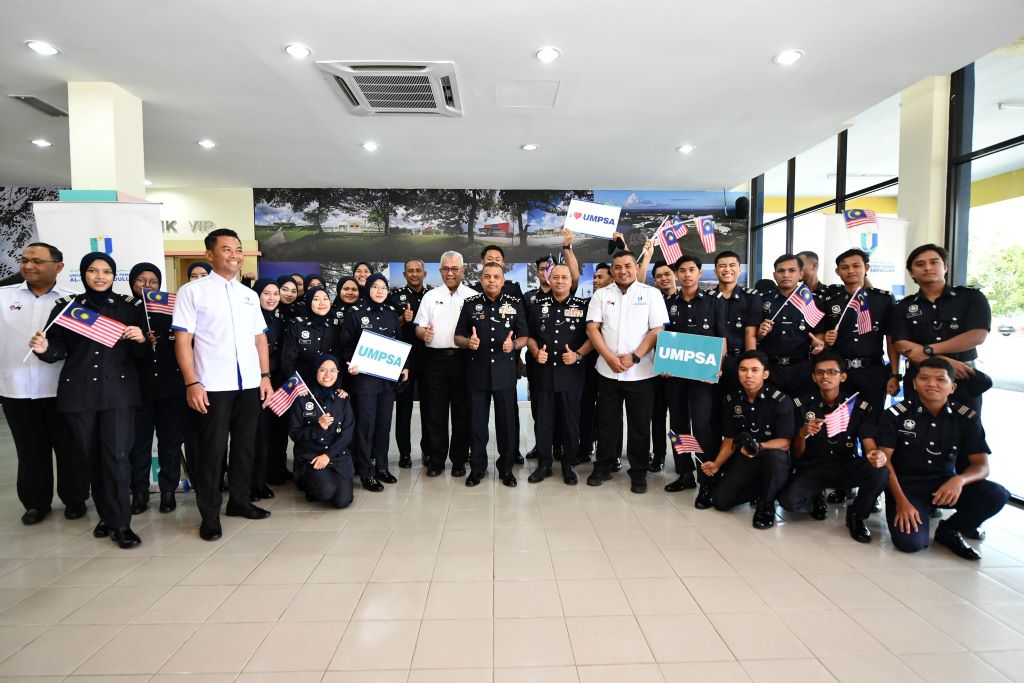 Lebih 1,500 hadir Majlis Pelancaran dan Penyerahan Jalur Gemilang Sempena Sambutan Bulan Kebangsaan Ke-67 Tahun 2024 peringkat UMPSA