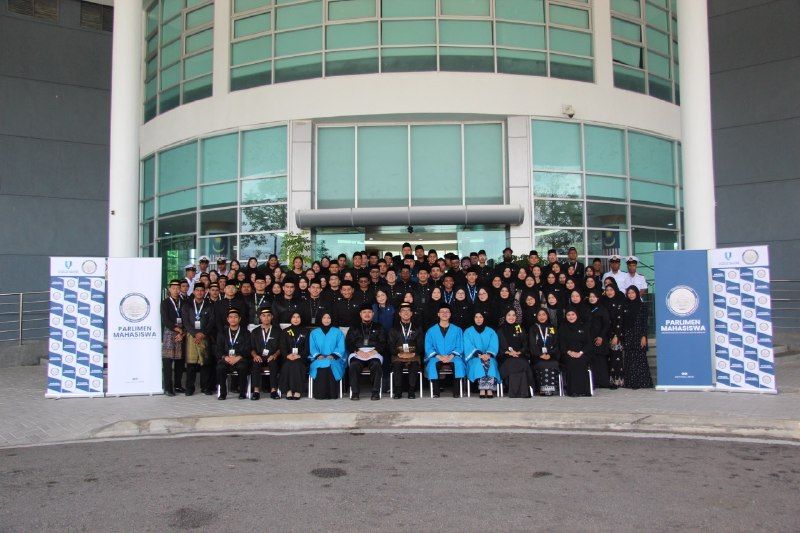 Suara mahasiswa bergema lantang di Parlimen UMPSA membawa aspirasi ke realiti