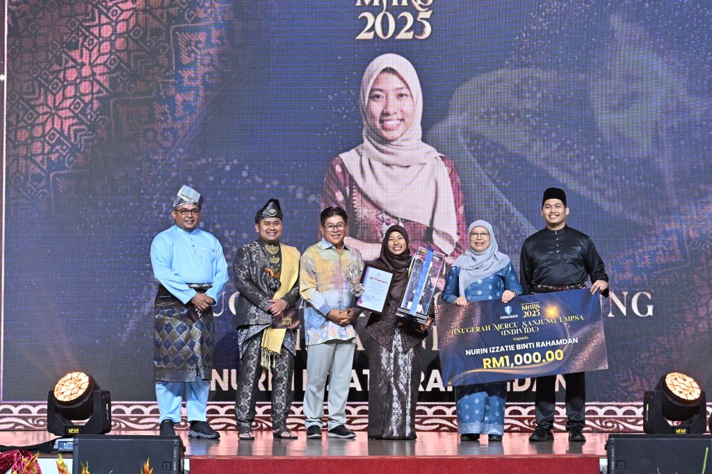 Majlis Anugerah Mercu Sanjung iktiraf bakat mahasiswa UMPSA