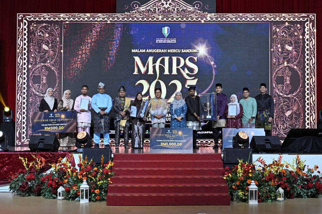 Majlis Anugerah Mercu Sanjung iktiraf bakat mahasiswa UMPSA