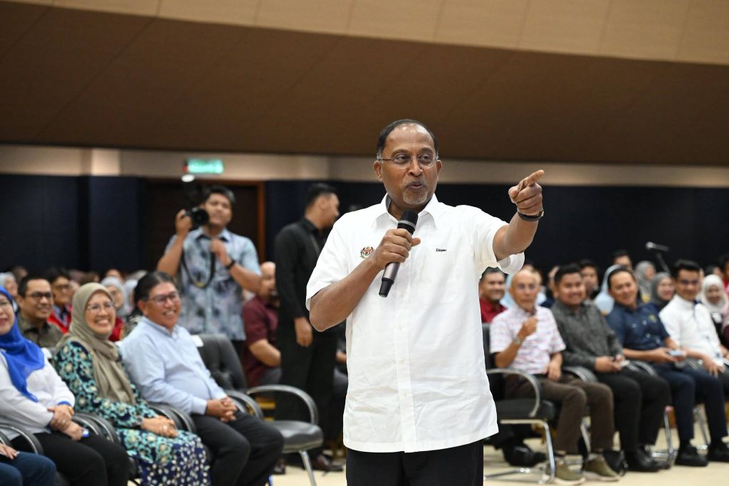 Menteri Pendidikan Tinggi santuni lebih 500 pemimpin muda IPT Zon Timur di UMPSA