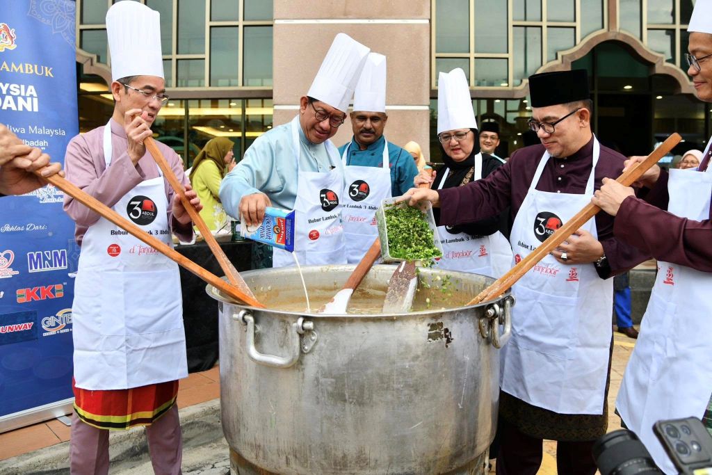 Naib Canselor UMPSA hadir Perhimpunan Bulanan dan Majlis Ukhuwah Ramadan KPT 2026