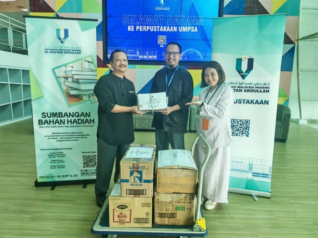 Naib Canselor UMPSA rasmi pelancaran BacaHab Pusat Bahasa Moden 