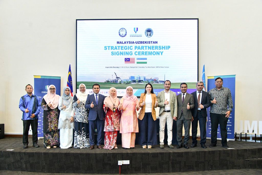 Universiti Malaysia Pahang Al-Sultan Abdullah (UMPSA) hari ini melakar detik penting dalam pengantarabangsaan pendidikan tinggi apabila memeterai kerjasama strategik bersama dua institusi dari Uzbekistan.  Majlis menyaksikan Naib Canselor UMPSA, Profesor Ts. Dr. Yatimah Alias menandatangani Memorandum Persefahaman (MoU) dengan Rektor Namangan State Technical University (NamSTU), Profesor Dr. Oybek Ergashev dan Rektor Samarkand State Architecture and Construction University (SamSACU), Dr. Cigdem Canbay Turky