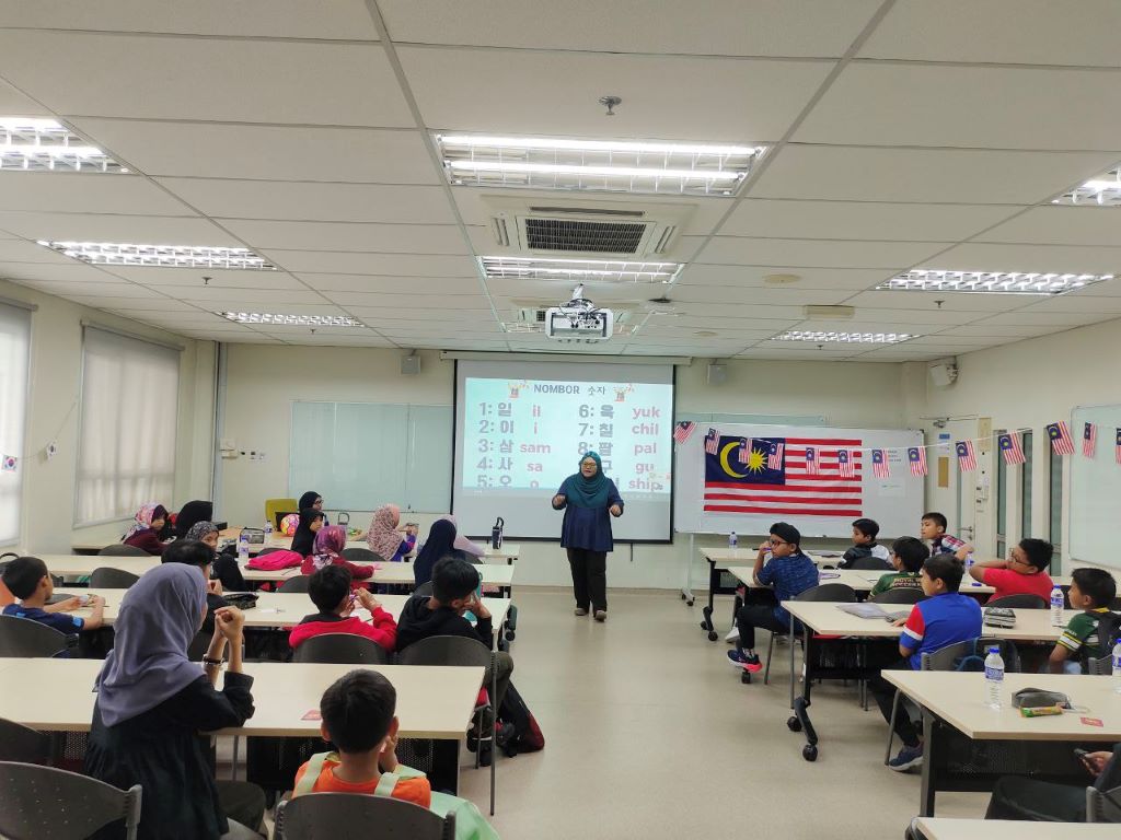 Parents’ Openness to Multilingualism Shapes Young Minds