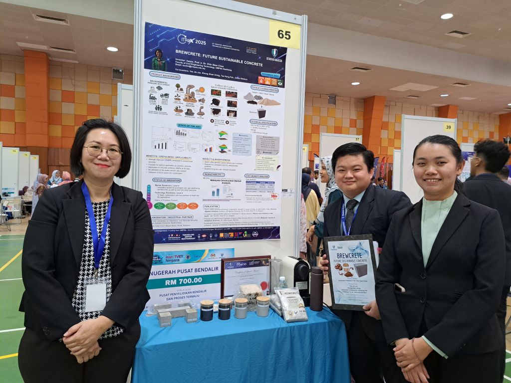 UMPSA researcher Associate Professor Ir. Dr. Chin Siew Choo produces Brewcrete, eco-friendly sustainable cement from coffee waste