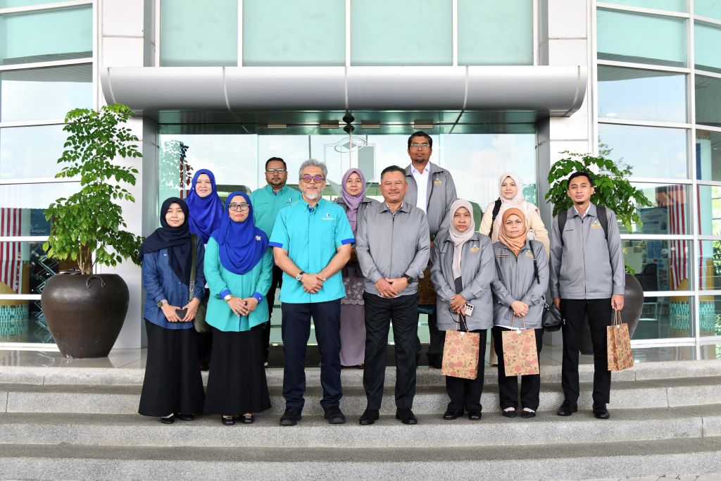 UMPSA researchers successfully identify Bunga Pekan species