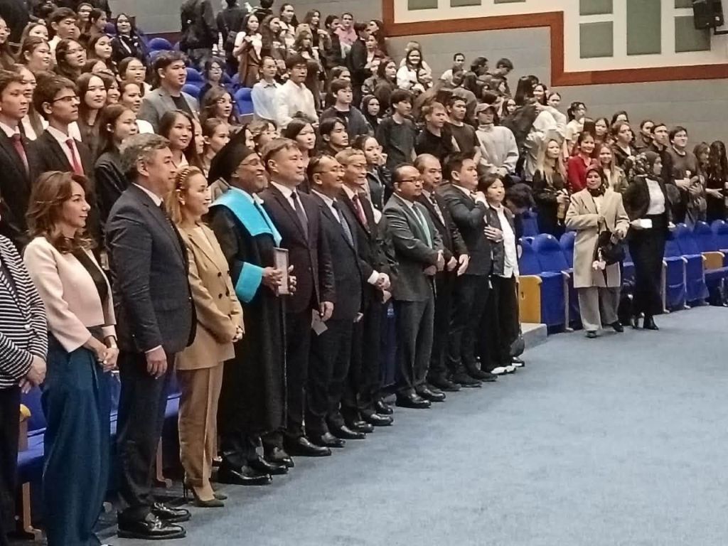 Program Ijazah Dual UMPSA- KazNARU raih pujian Menteri KPT di Kazakhstan