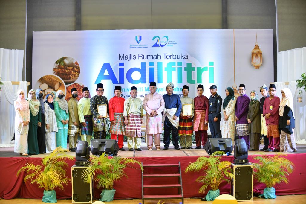 UMP residents celebrate Aidilfitri, appreciate frontliners