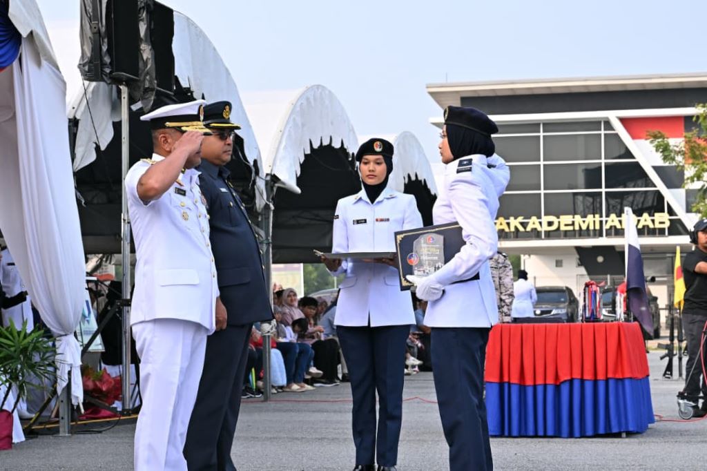 Saidatus Sobirah dinobatkan Kadet Terbaik Latihan Luar PASKAM