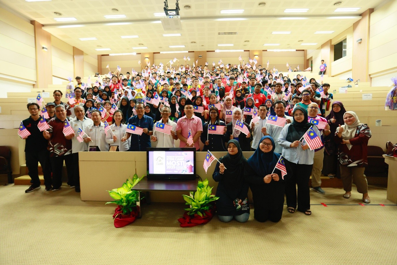SciTech4U STEM Camp MOSTI 2025 semarakkan minat Sains dan Teknologi pelajar sekolah menengah