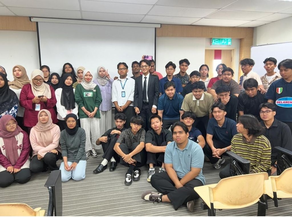 Selamat Datang Pelajar Baharu.j