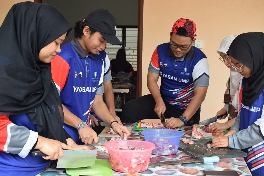 Sentuhan Kasih programme closes relationship with generations through social and community activities