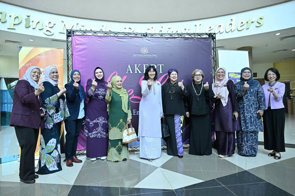SheLeads 2026 platform perkasa bakat dan pembangunan kepimpinan wanita