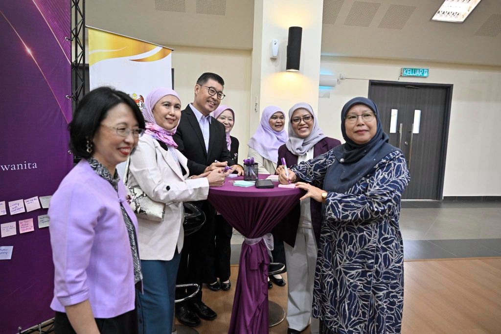SheLeads 2026 platform perkasa bakat dan pembangunan kepimpinan wanita