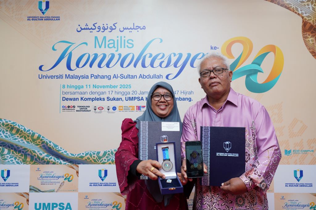 Dr. Siti Hawa terima anugerah Hadiah Kecemerlangan Inklusif Abdullah bin Ummi Maktum Kategori: Pascasiswazah