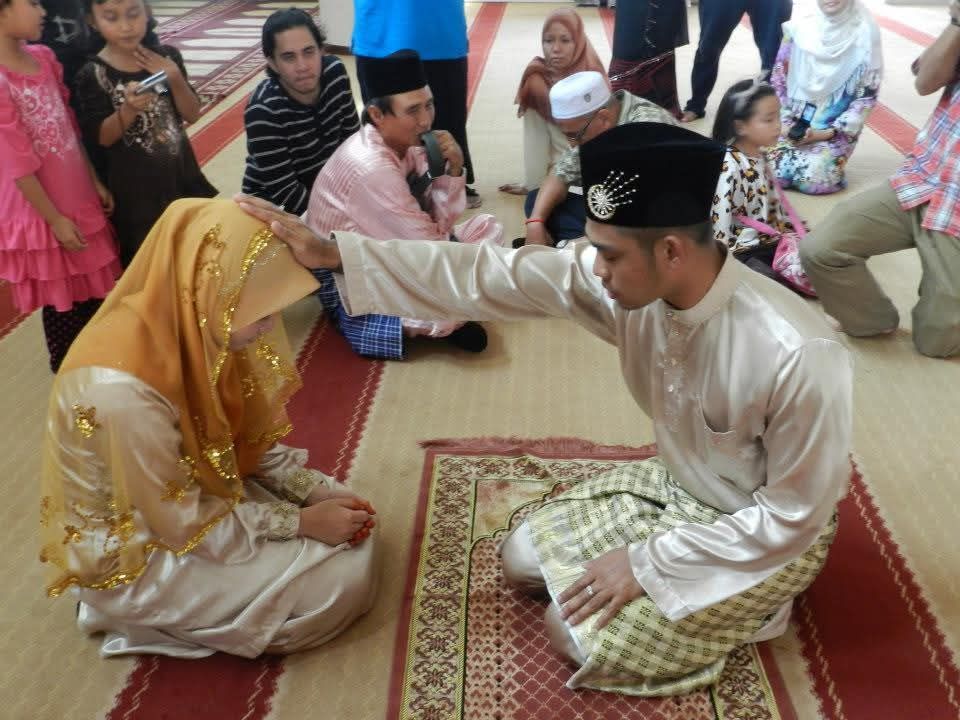 Suami Kita Tidak Sempurna