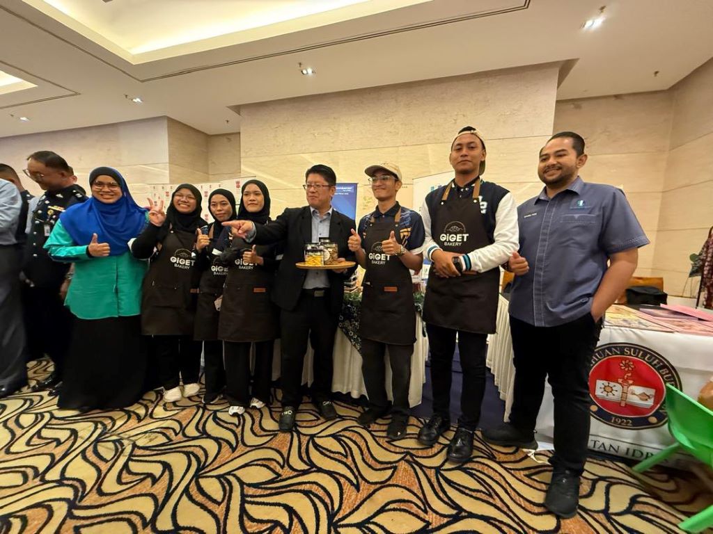 Syarikat pemula pelajar UMPSA, Pastry Palace Story timba ilmu keusahawanan