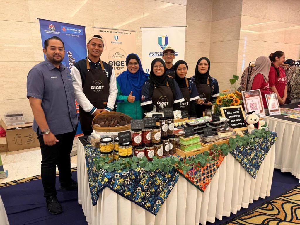 Syarikat pemula pelajar UMPSA, Pastry Palace Story timba ilmu keusahawanan