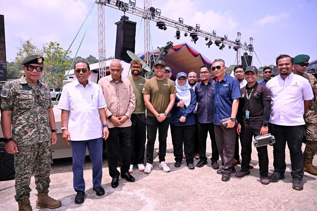 TUAH tampil dalam gimik peluncuran Tim Nukleus Angkatan Siber bersempena dengan Hari Angkatan Tentera Malaysia Ke-93