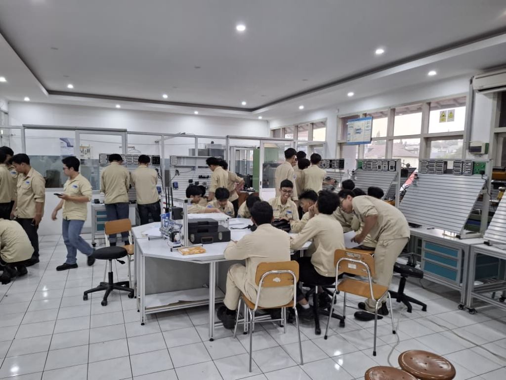 UMPSA perkukuh jaringan strategik TVET serantau melalui lawatan kerja ke institusi pendidikan terkemuka di Indonesia