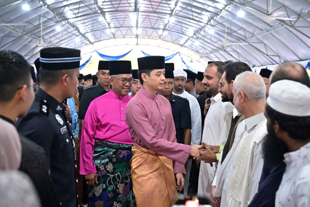 engku Mahkota Pahang berbuka puasa bersama warga UMPSA