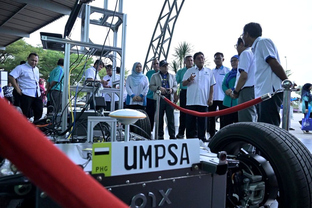 UMPSA Bangunkan Ekosistem Tapak Ujian Kenderaan Autonomi Paling Lengkap di Malaysia