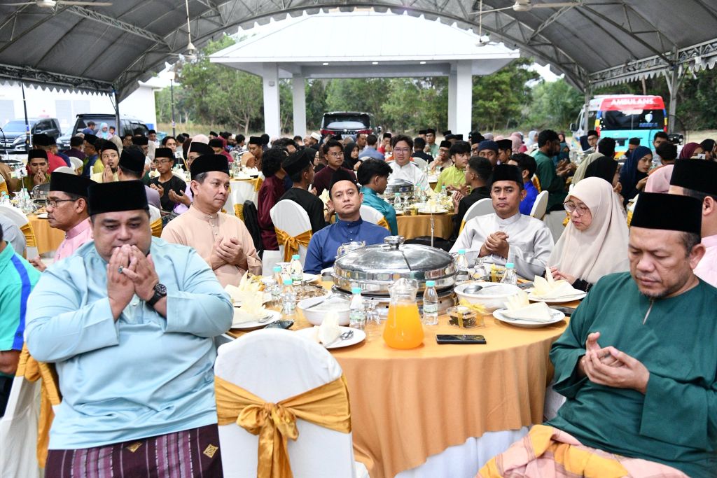 UMPSA Santuni Warga Kampus dalam Majlis Berbuka Puasa