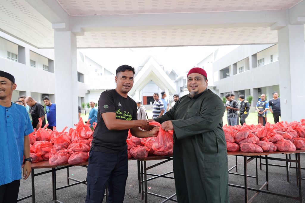 UMPSA agih kira-kira 691 kilogram daging korban santuni fakir, miskin dan komuniti