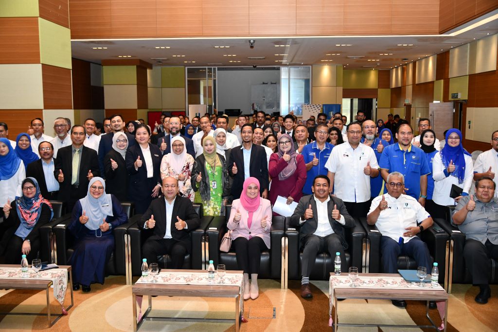 UMPSA and MIDA strengthen cooperation in the Manufacturing, Engineering and Technology Sectors