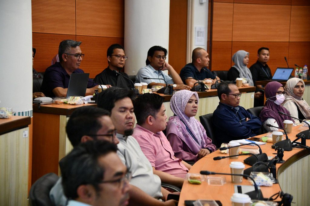 UMPSA anjur sesi Townhall semakan dan penambahbaikan kriteria pelantikan serta kenaikan pangkat Profesor Gred Khas C, B dan A
