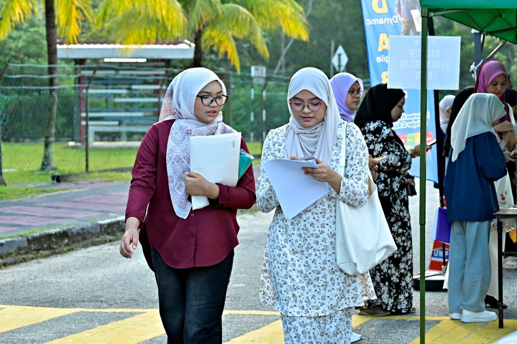 UMPSA catat angka tertinggi, 891 pelajar baharu daftar pengajian diploma