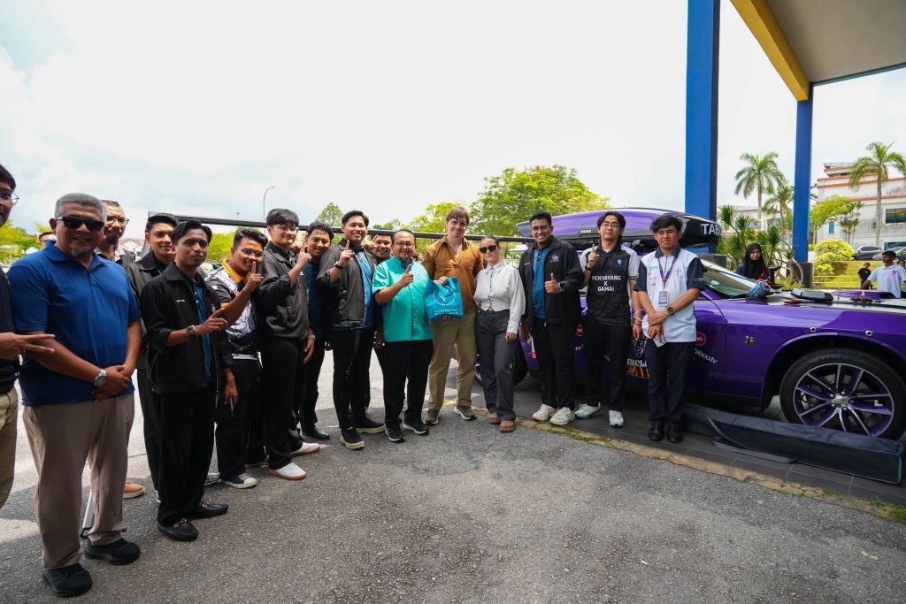 UMPSA jadi pilihan persinggahan kereta  mewah memasuki edisi ke-3 sempena Pesta Menara Kuantan 188 