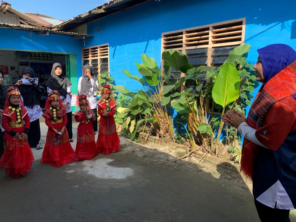 UMPSA jayakan Program Khidmat Masyarakat Antarabangsa melalui AR dan VR di Tadika Islam Mutiara Amaliyah Medan