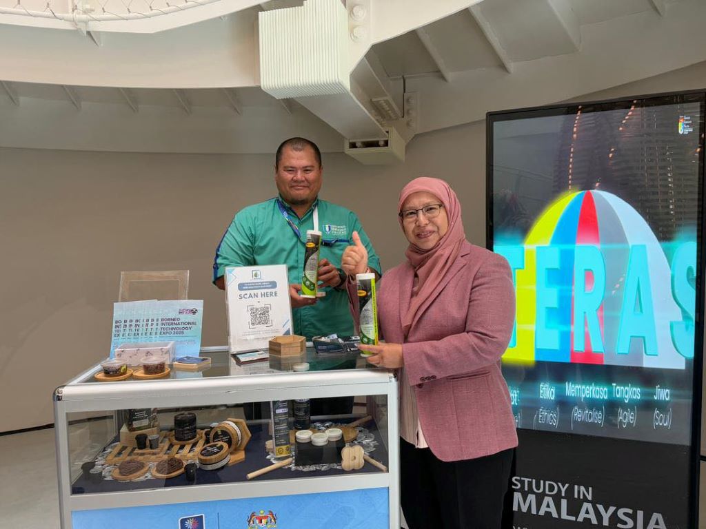 Produk Gris Gred Makanan Halal dan Terbiodegradasi hasil penyelidikan UMPSA di persada dunia